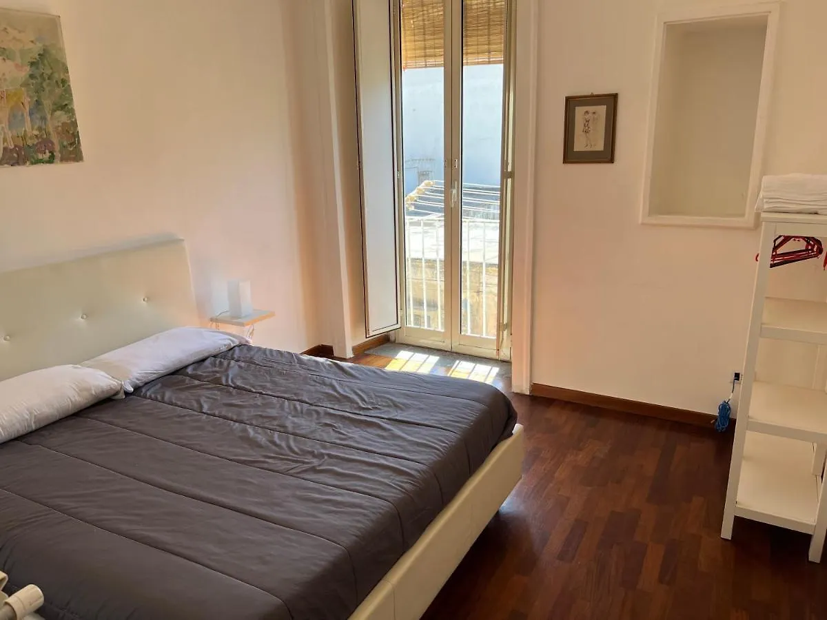 Carafa Apartment Napoli Italia
