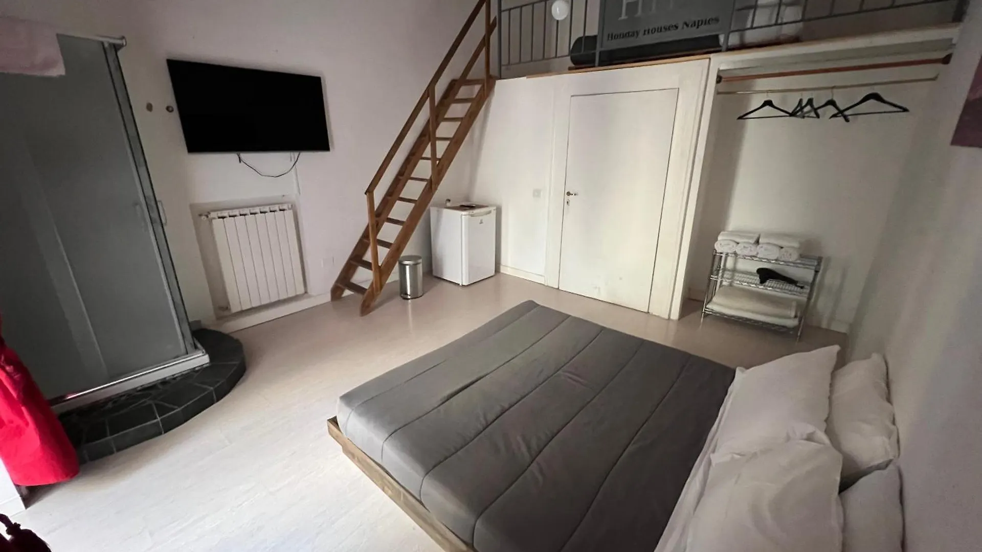 Carafa Apartment Napoli 0*,